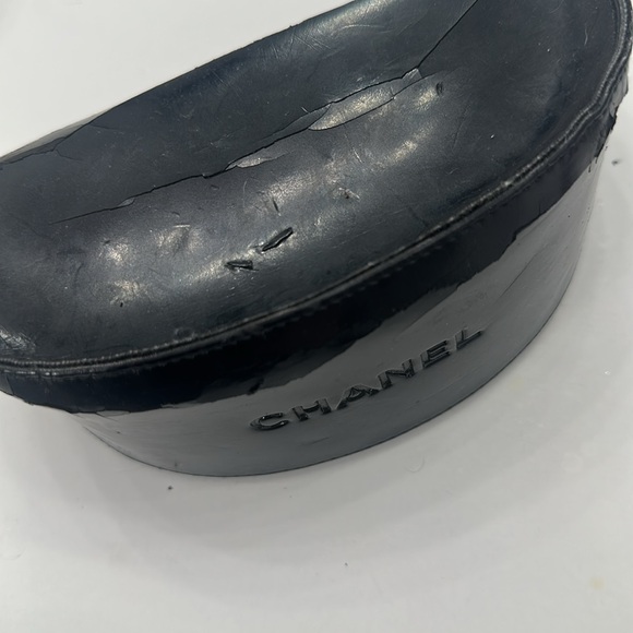 Beautiful Chanel Aviator Sunglasses - Picture 7 of 9